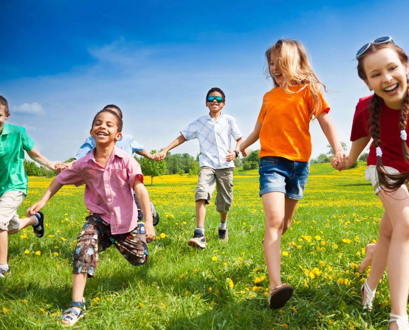 Kinderen spelen buiten