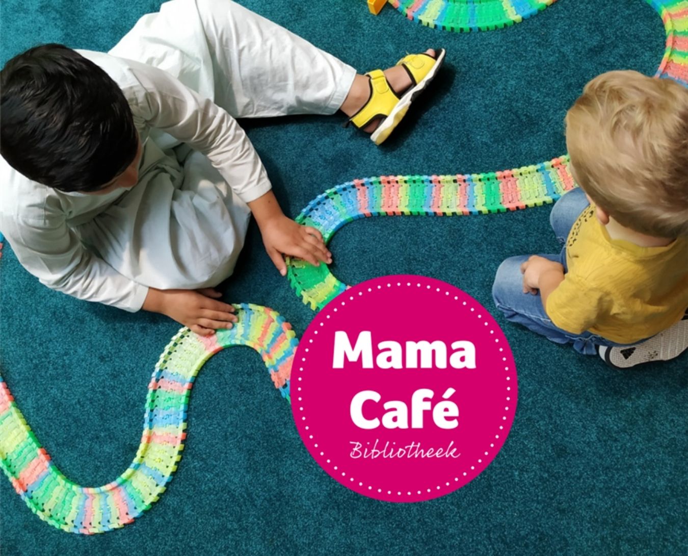 MamaCafé bibliotheek